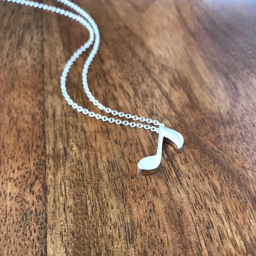 NEW Silver 🎶 Music Note Necklace